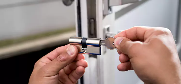 Emergency Locksmith for House Pelham