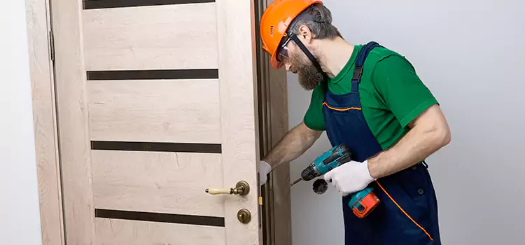 Replace Internal Door Handle with Lock Pelham
